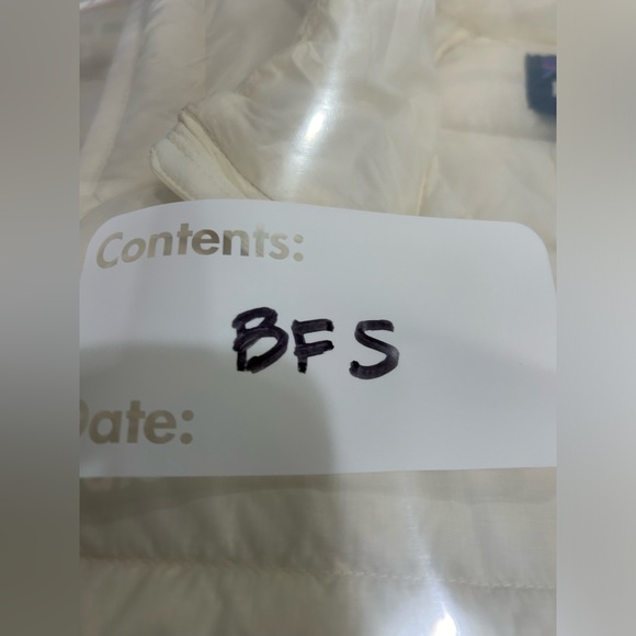 Patagonia Women's XL Down Sweater Vest Puffer Puff Wool White NWT Puffy - Picture 7 of 7